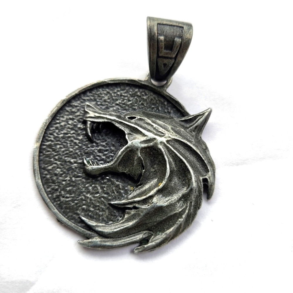 HAQUIL witcher necklace